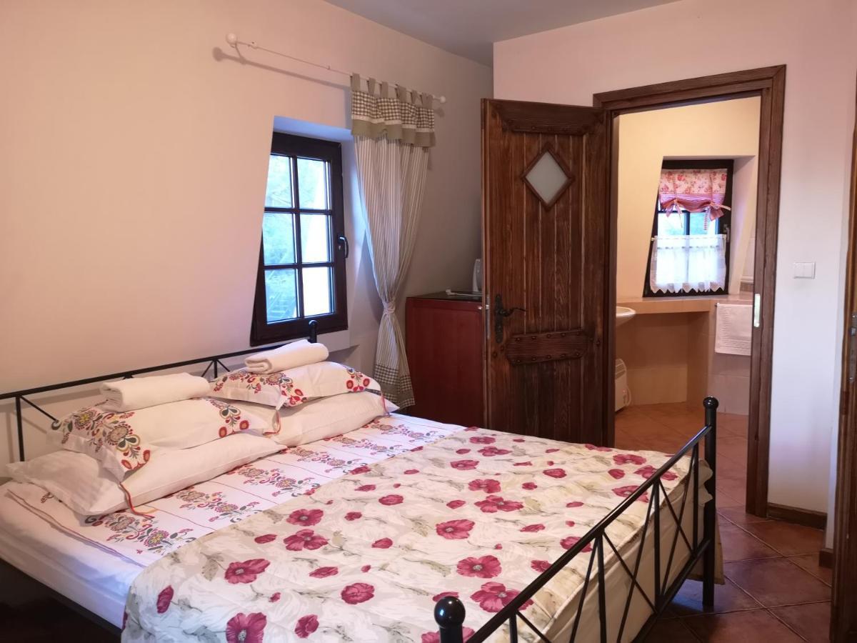 Wiatrak Nowe Guty Bed & Breakfast Exterior foto