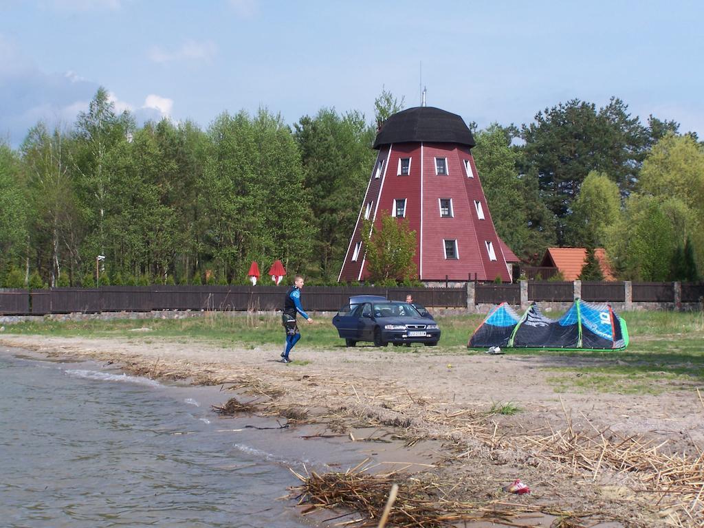 Wiatrak Nowe Guty Bed & Breakfast Exterior foto