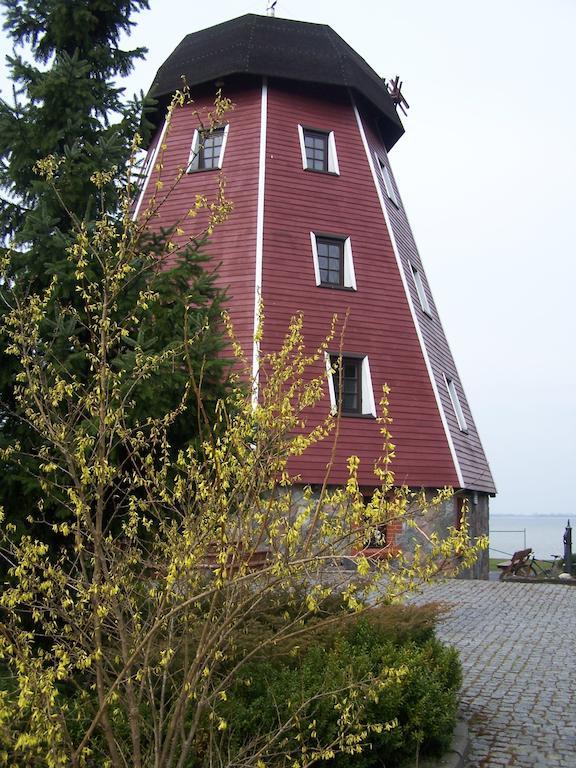 Wiatrak Nowe Guty Bed & Breakfast Exterior foto
