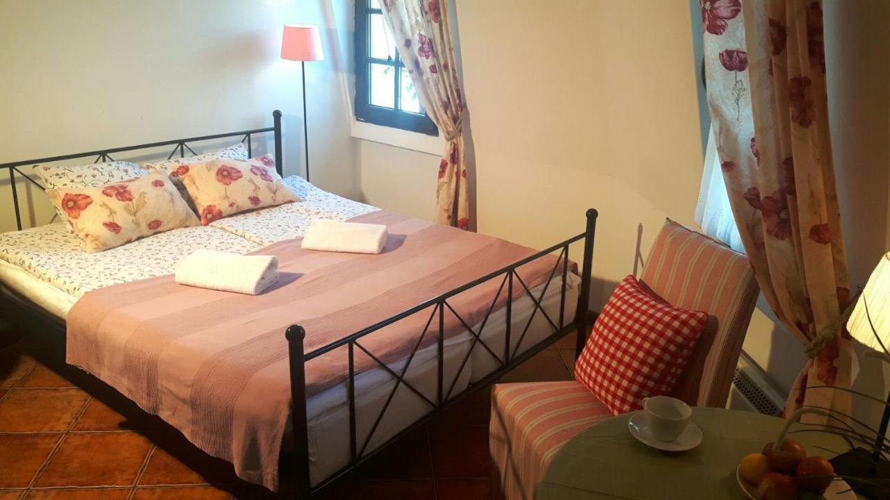 Wiatrak Nowe Guty Bed & Breakfast Exterior foto